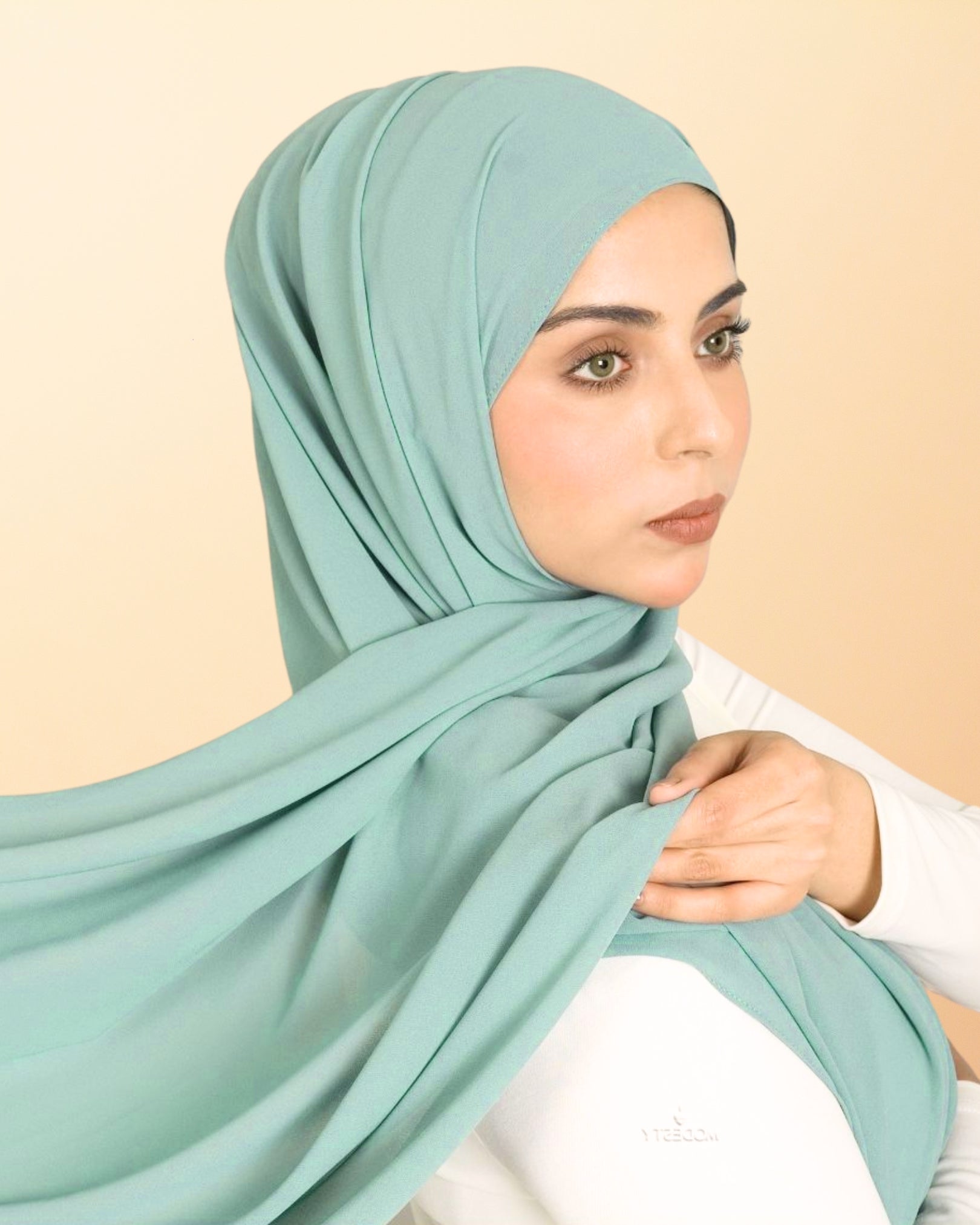 Round Glossy Hijab Magnets –