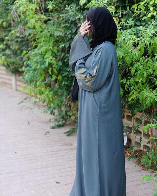 Breeze Of Leaves Abaya